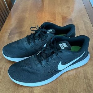Nike Free Run 5.0. In great shape worn a few times